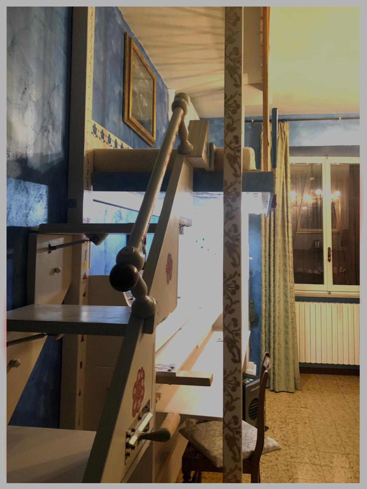 La Finestra Sul Fiume Bed & Breakfast ฟอสซอมโบรเน ภายนอก รูปภาพ