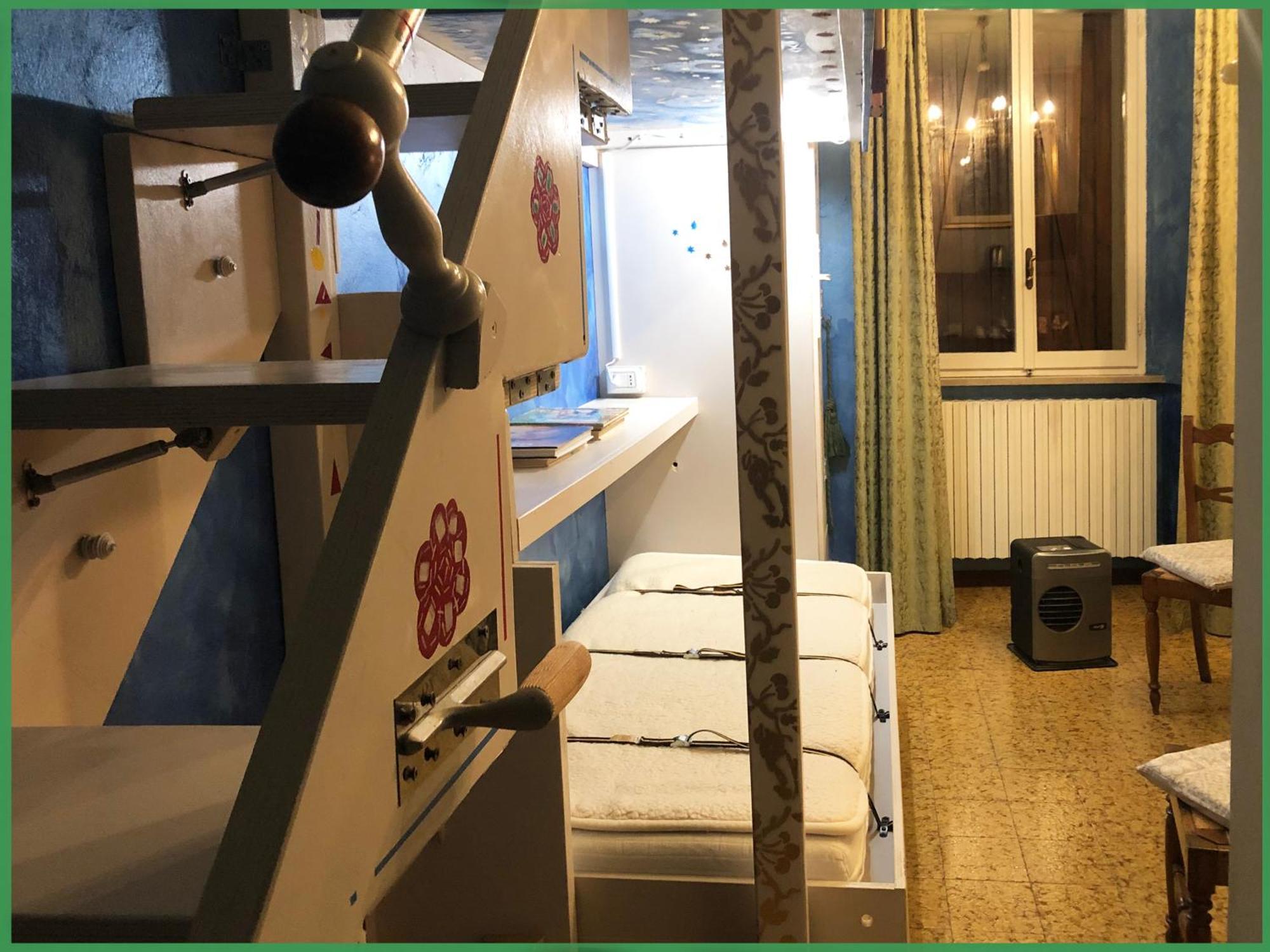 La Finestra Sul Fiume Bed & Breakfast ฟอสซอมโบรเน ภายนอก รูปภาพ